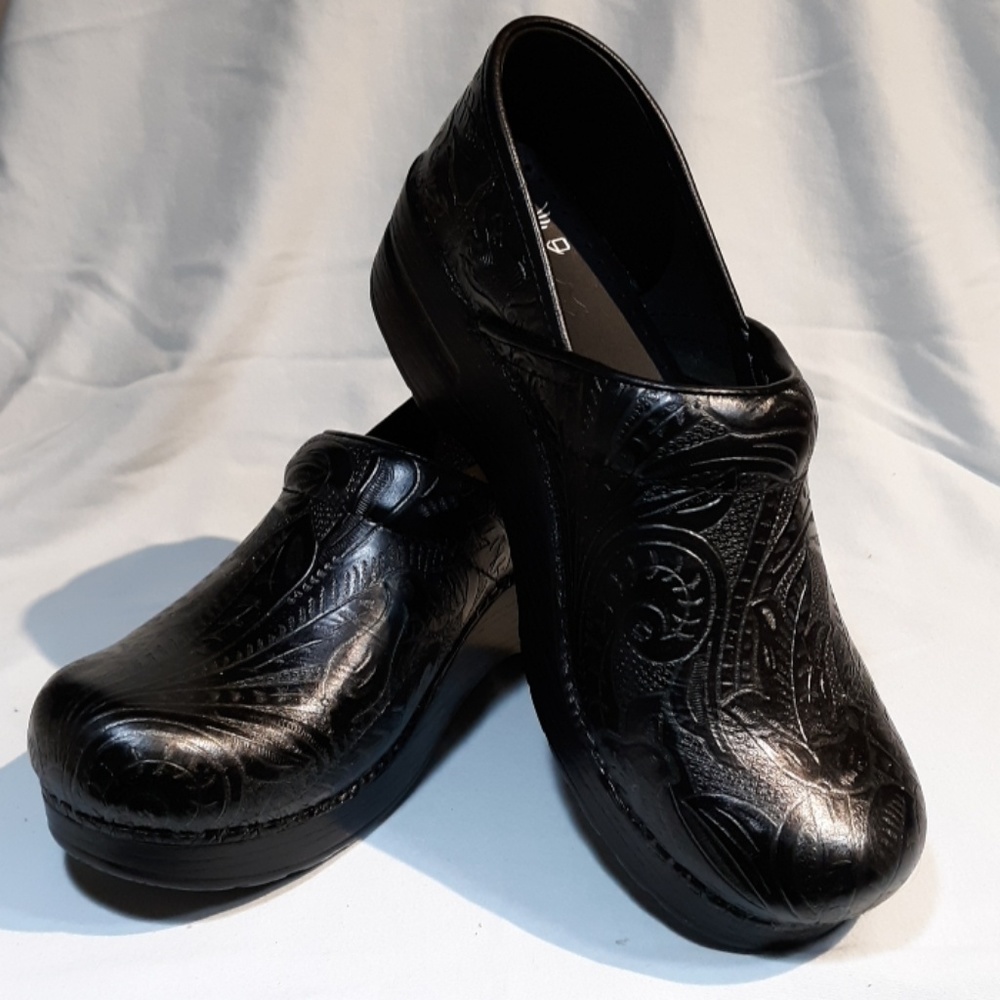 Black Floral Women's Dansko Clogs